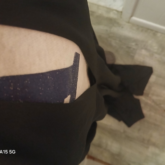 Woman's guess Los Angeles  satin black jumpsuit size 10 - Picture 14 of 16